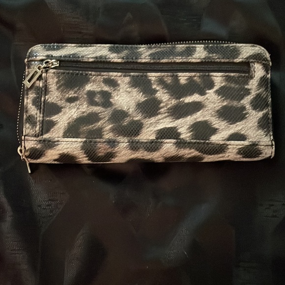Guess Cheetah Wallet - Picture 3 of 4